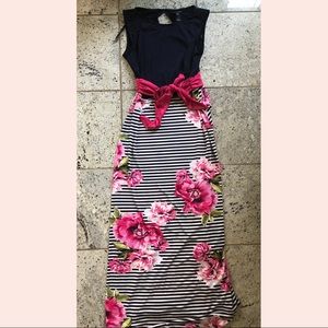 Maxi floral and stripes dress